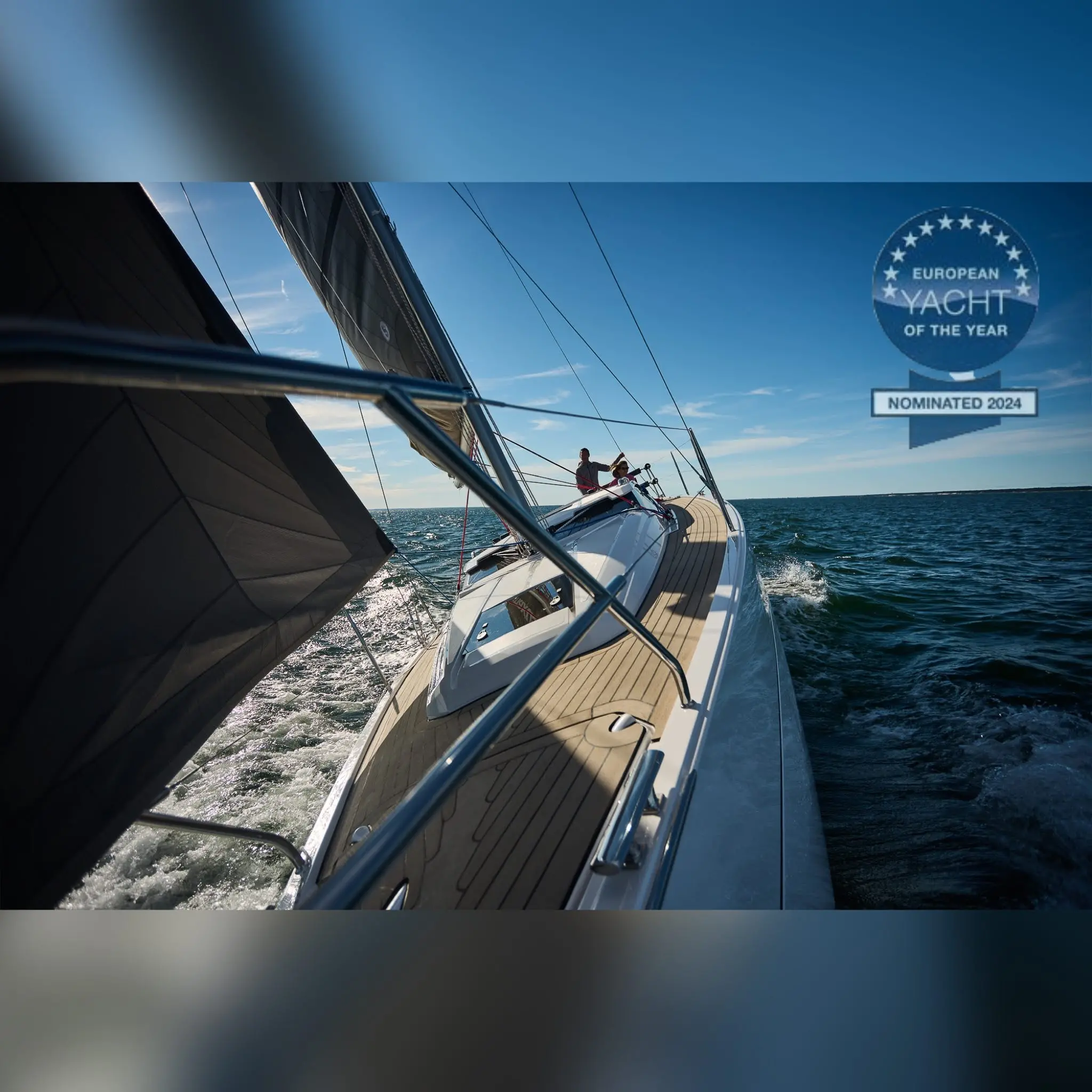 Maxus 35 (see with our base extra options availability as Air Conditioned) - 