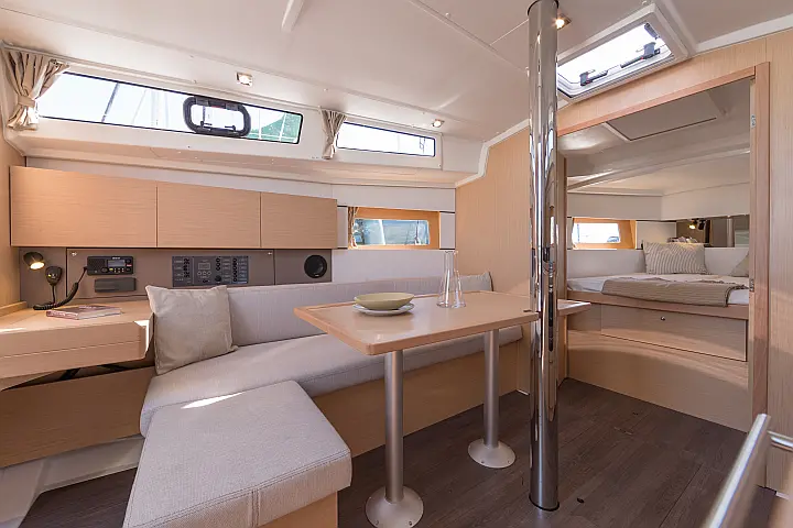 Hanse 418 - 