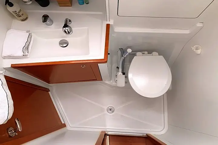 Beneteau Oceanis 48 - 