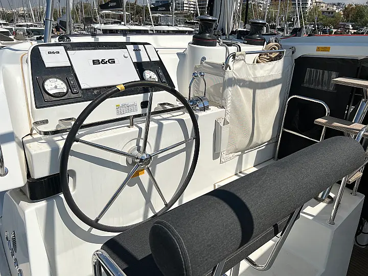 Lagoon 42 - 