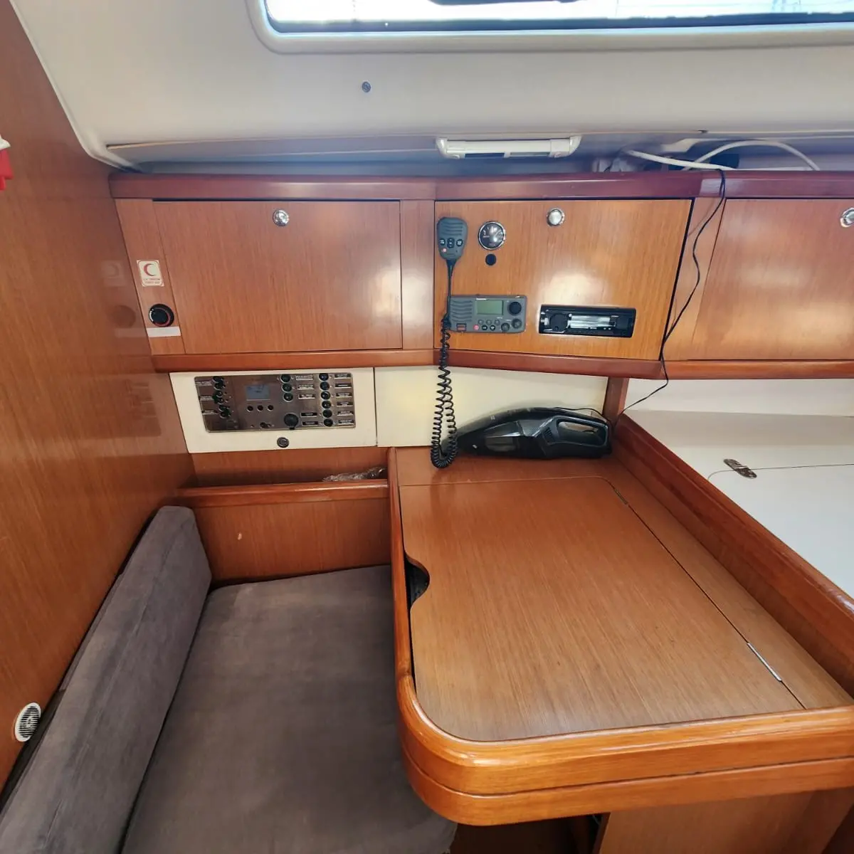 Beneteau Oceanis 40 Tigre - 