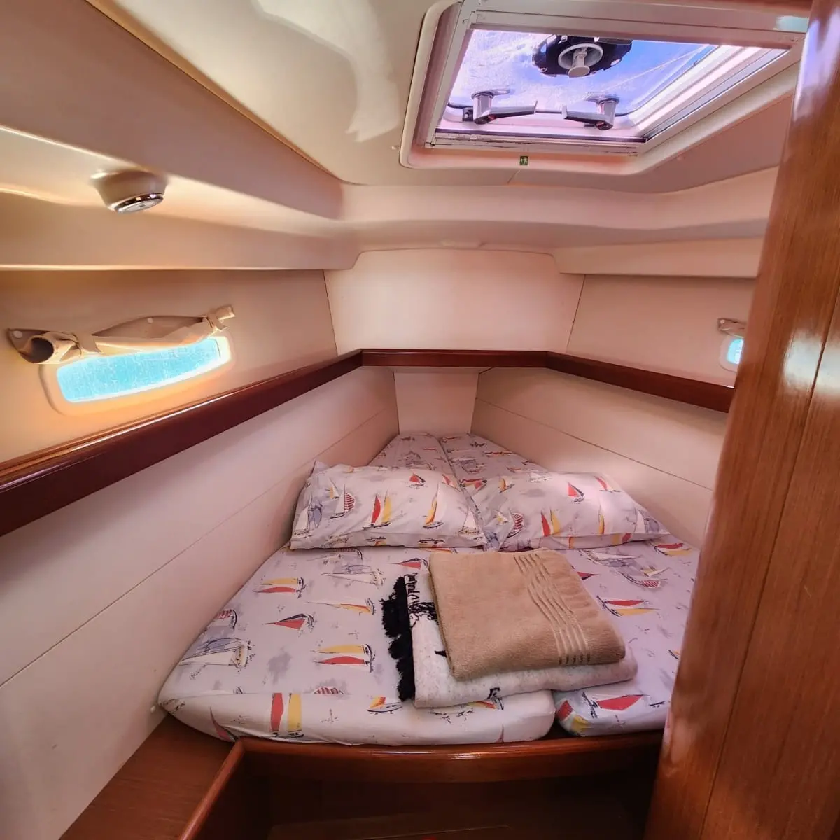 Beneteau Oceanis 40 Tigre - 