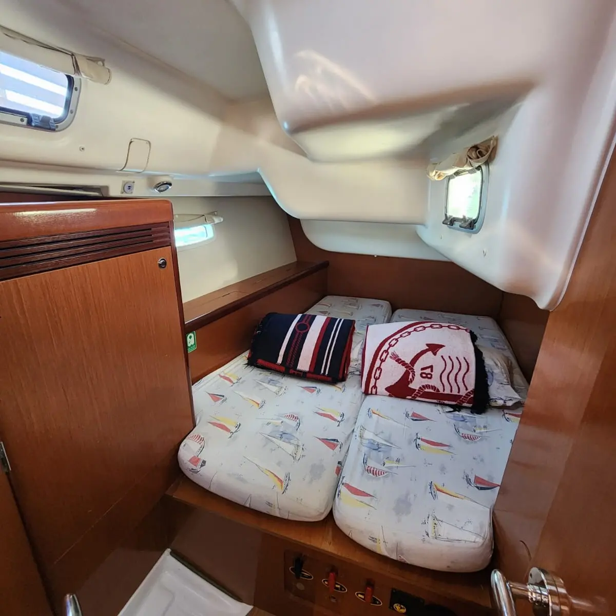 Beneteau Oceanis 40 Tigre - 