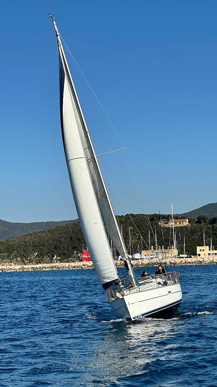 Oceanis 323 Clipper - 