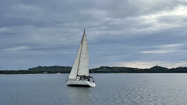 Oceanis 323 Clipper - 