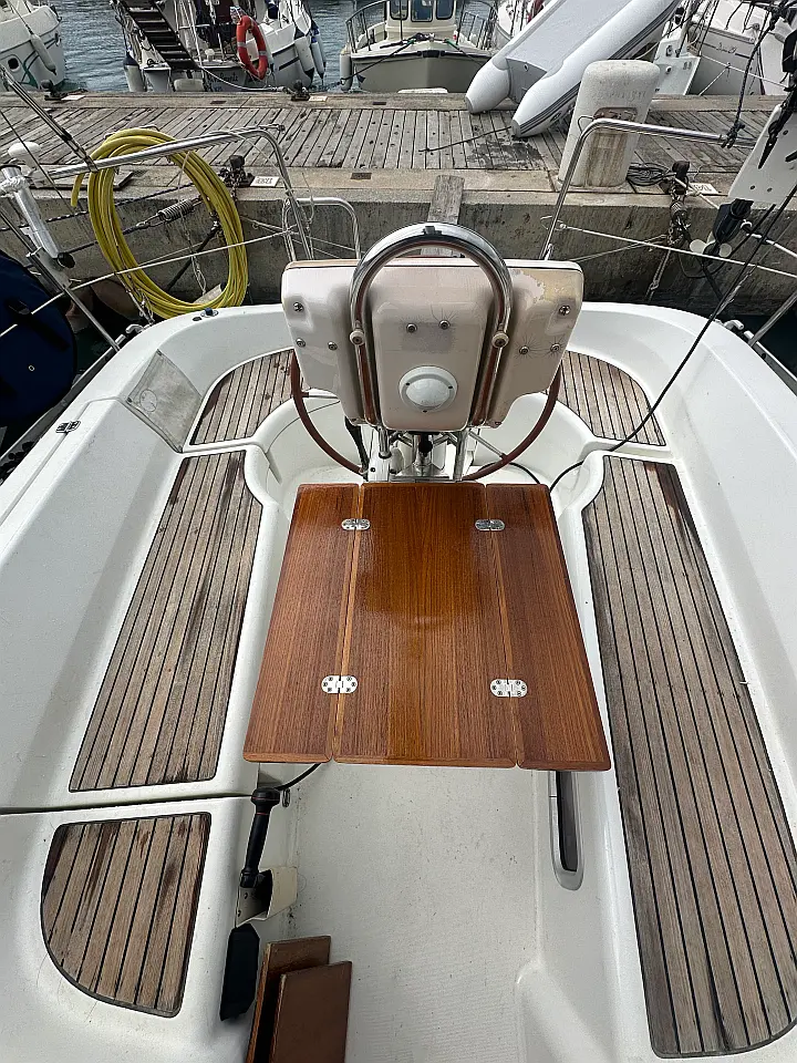 Oceanis 323 Clipper - 