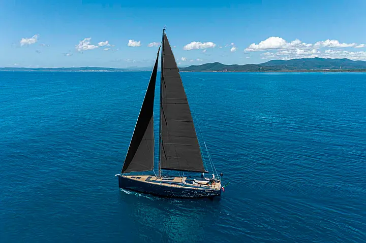 Hanse custom Italian sea group - 