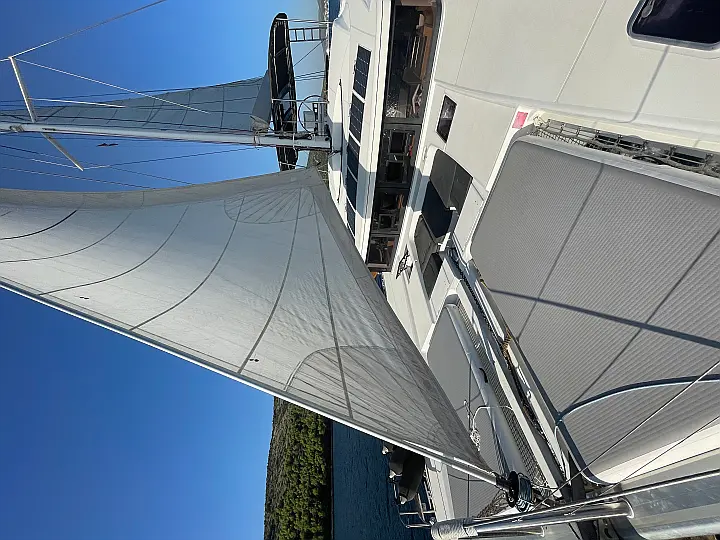 Lagoon 52F - 
