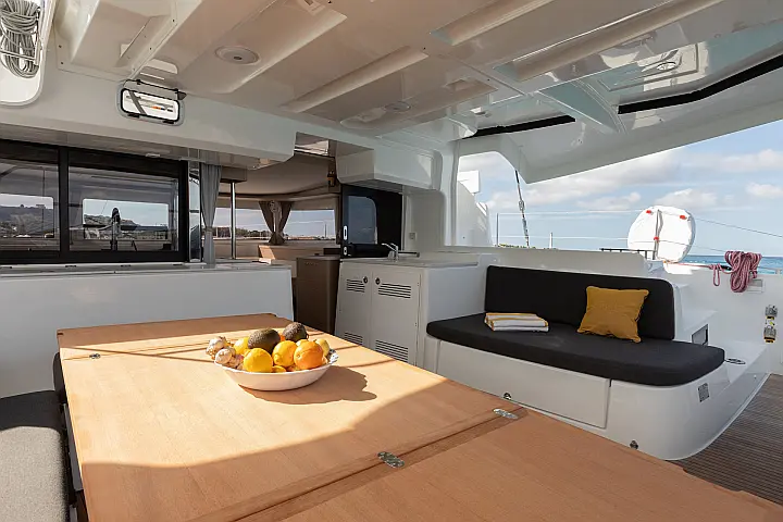 Lagoon 46 - 