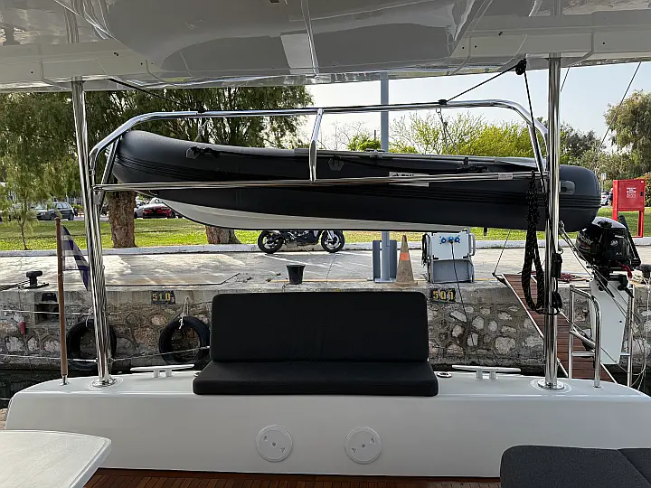 Lagoon 42 - 