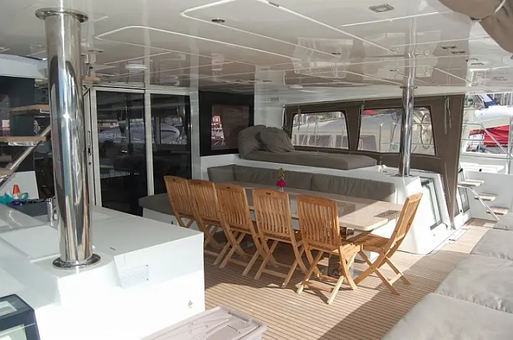 Lagoon 620 - Lounge 3