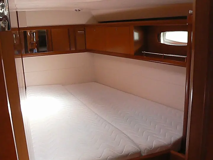 Oceanis 54  - Double cabin / starbord