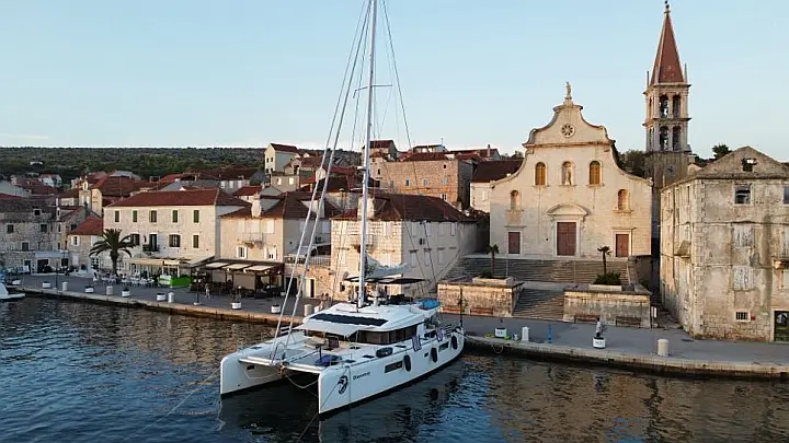 Lagoon 52F - 