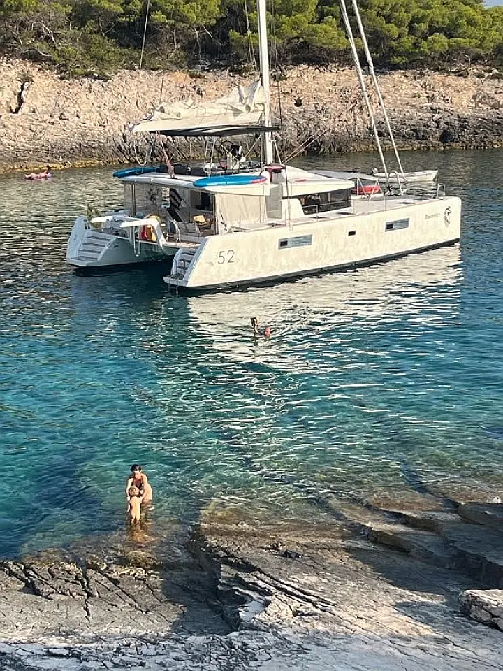 Lagoon 52F - 
