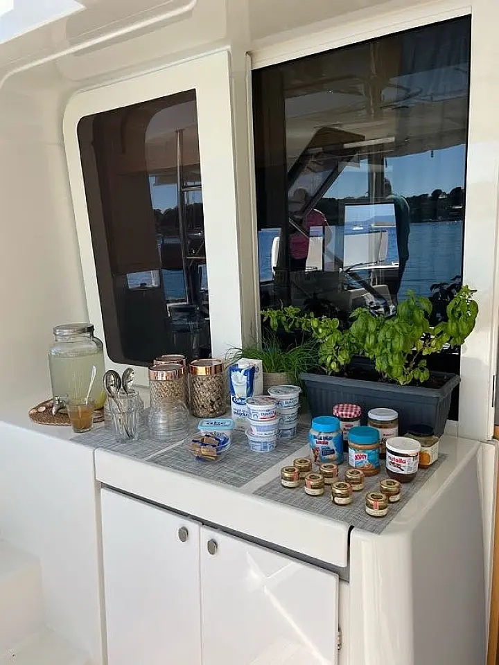 Lagoon 52F - 