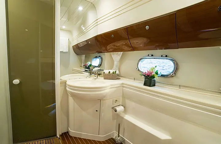 Princess V65 - 