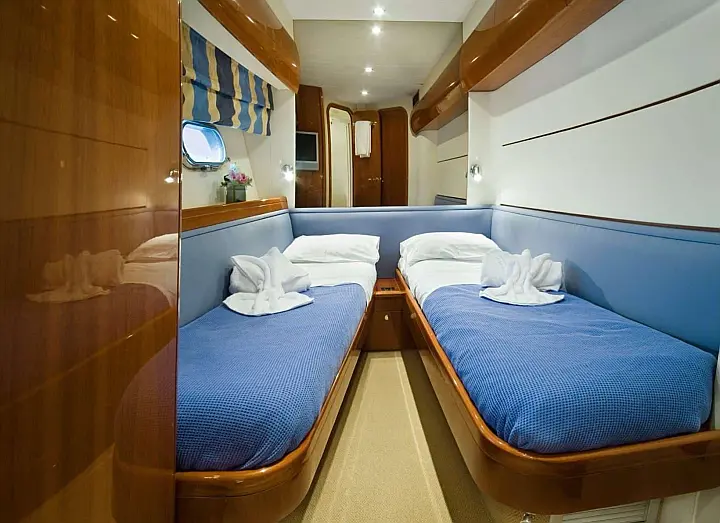 Princess V65 - 