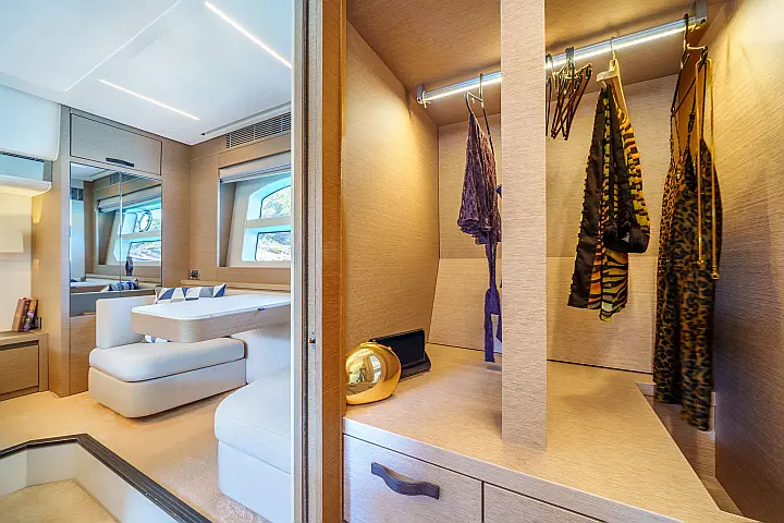 Prestige 590 Fly - 