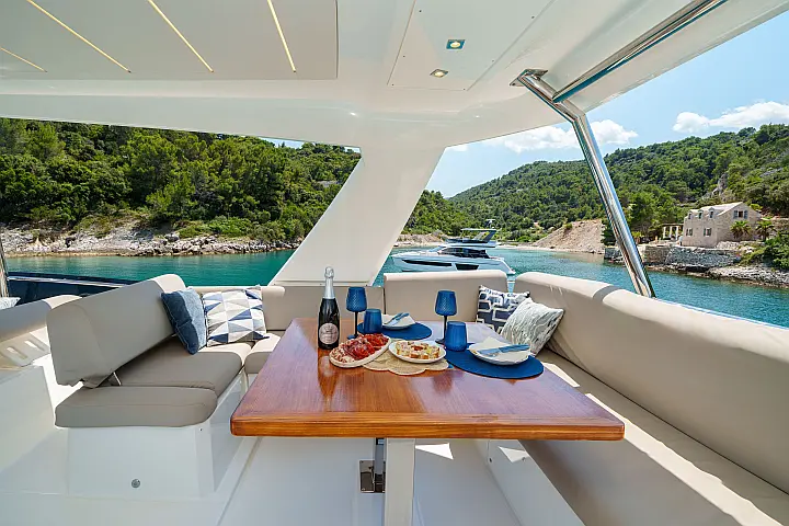 Prestige 590 Fly - 