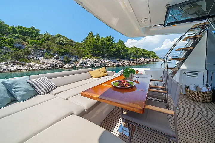 Prestige 590 Fly - 