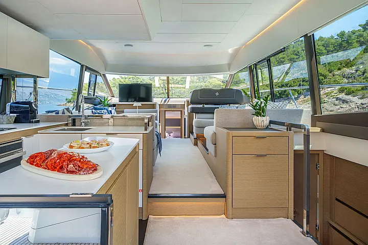 Prestige 590 Fly - 