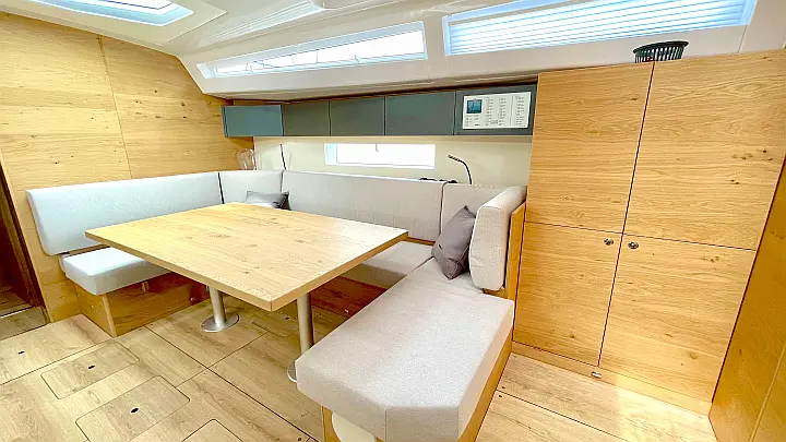 Elan Impression 45 - 