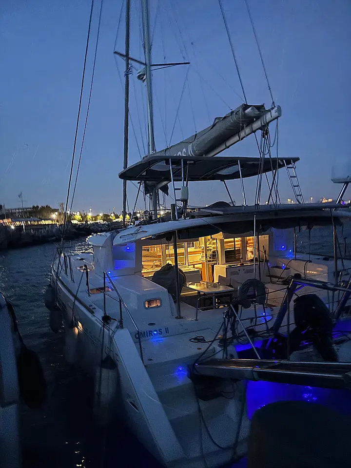 Lagoon 450  Flybridge - 