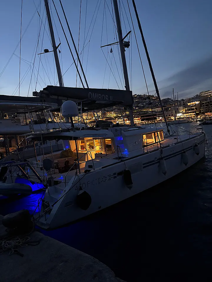 Lagoon 450  Flybridge - 