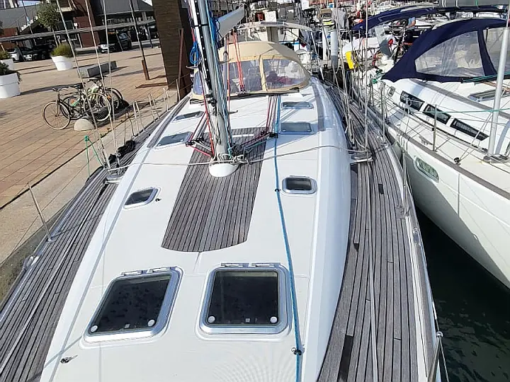 Sun Odyssey 49 Performance - 
