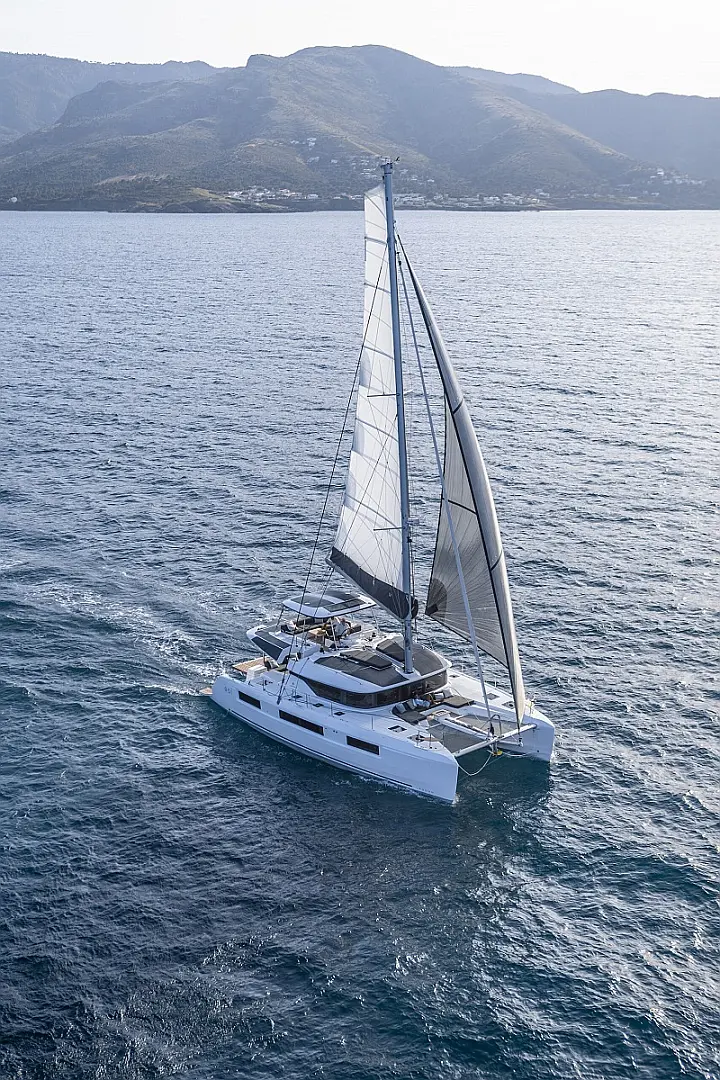 Lagoon 51 (4+1) - 