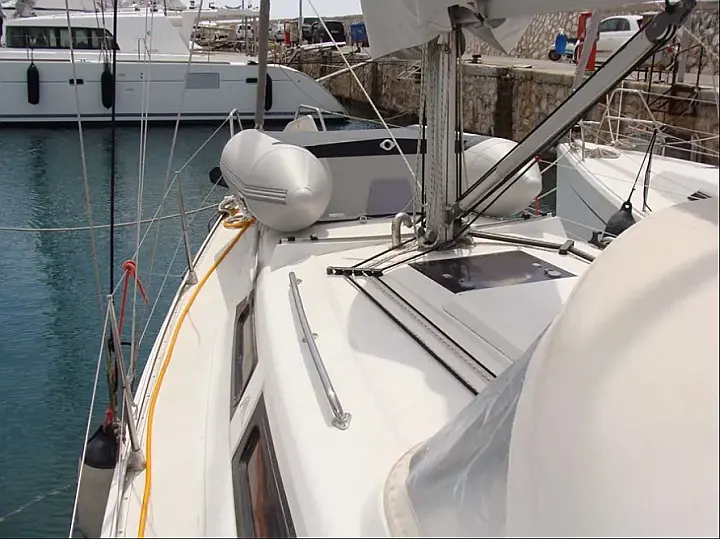 Hanse 325 - 