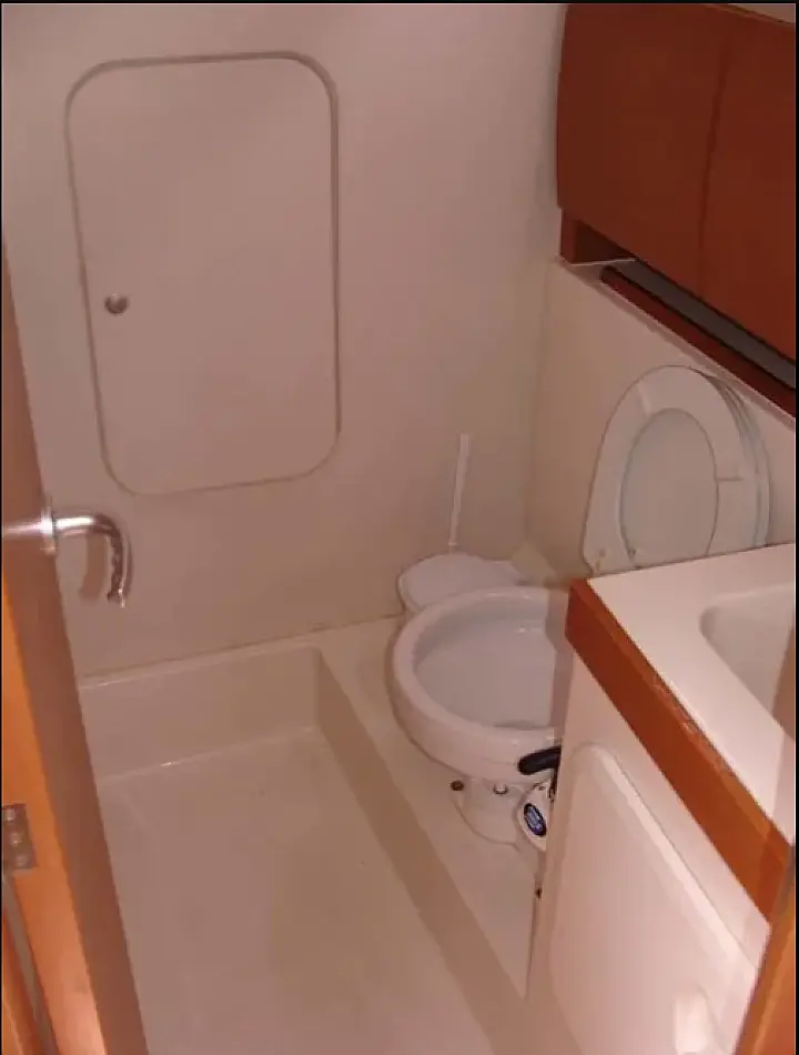 Hanse 325 - 