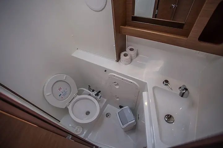 Lagoon 42 - 
