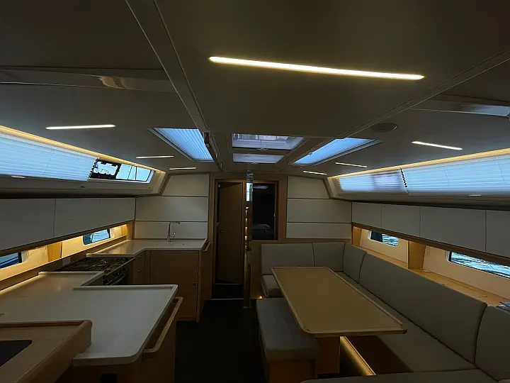 Bavaria C46 - 