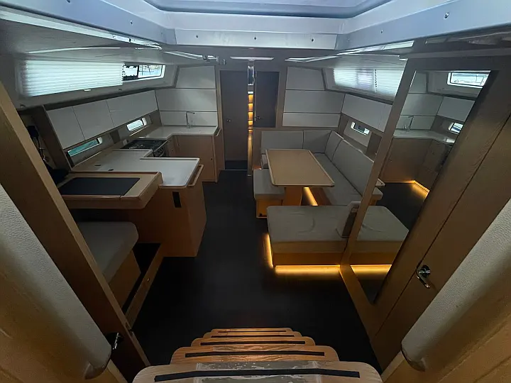 Bavaria C46 - 