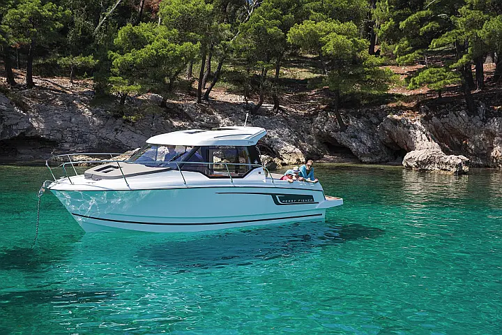 Merry Fisher 795 - 