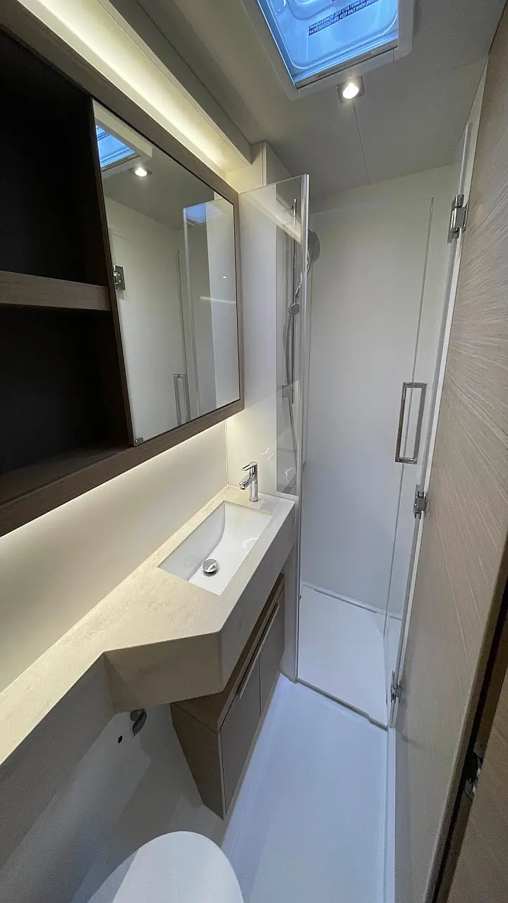 Lagoon 51 (LUXURY Equipped, SKIPPERED only) - 