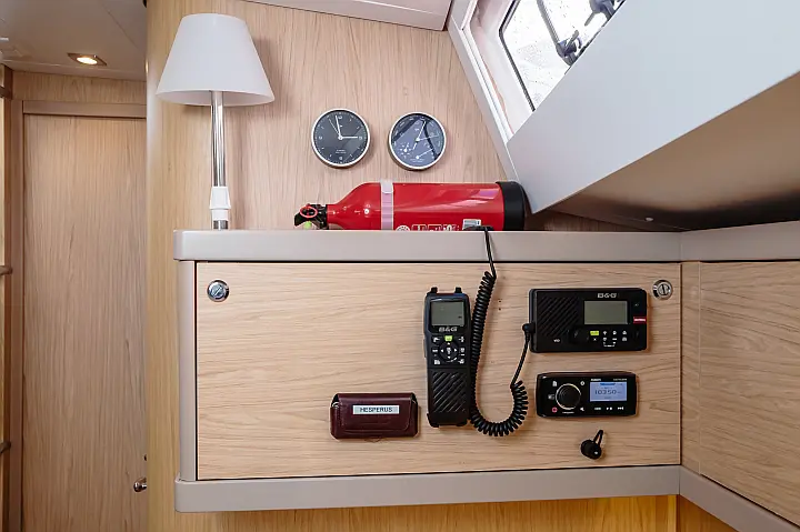 Oceanis 48 - B&G