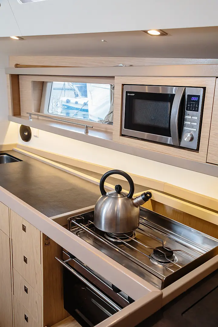 Oceanis 48 - fornelli