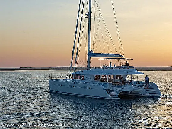 Lady Fiona - Lagoon 620